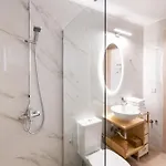 Vardas Luxury Apartamento *